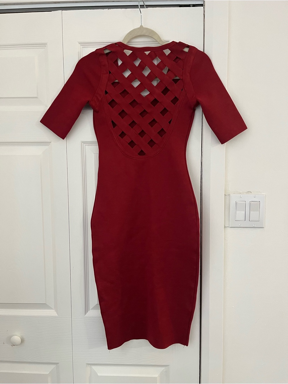 Red Lattice-Back Bodycon Dress